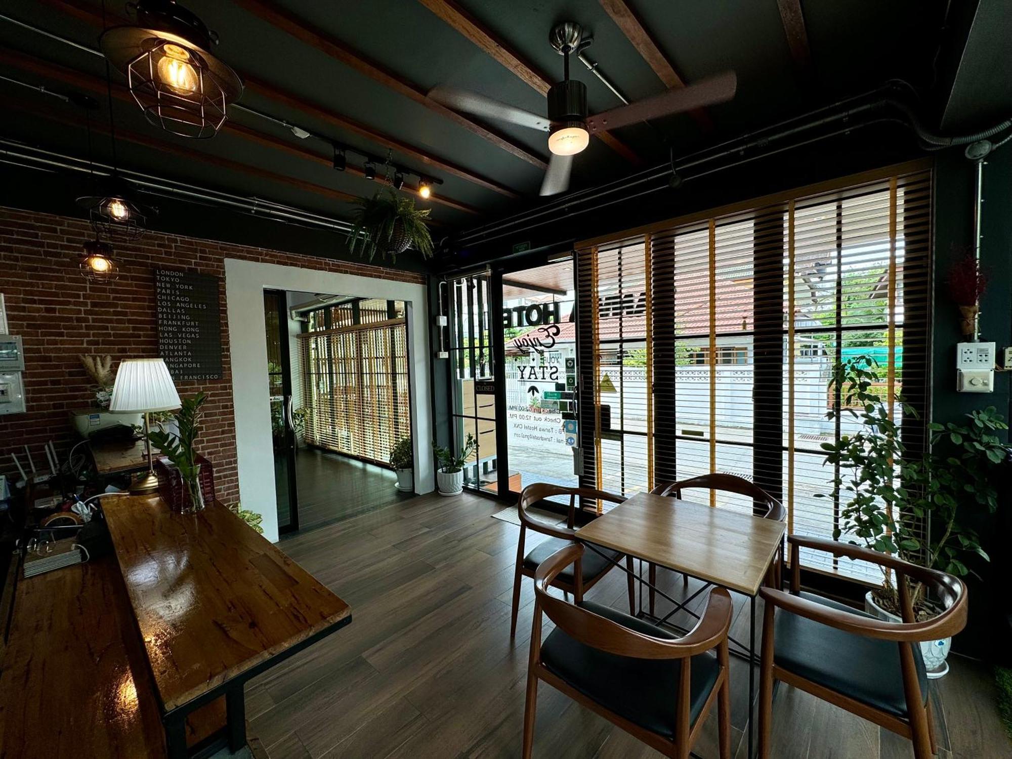Tanwa Hotel Chiang Mai Esterno foto