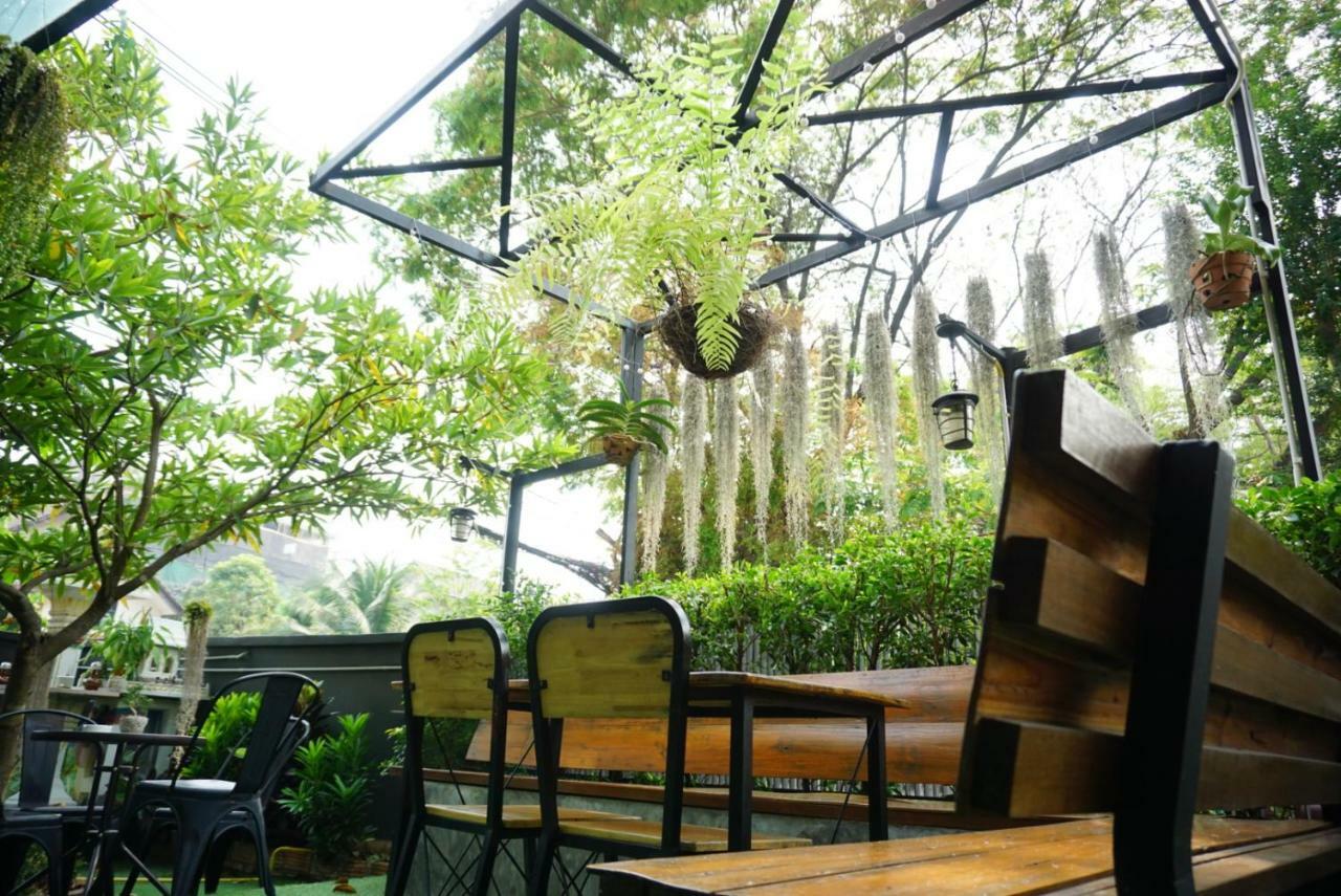 Tanwa Hotel Chiang Mai Esterno foto